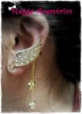 Ear Cuff asa com pingente coração
