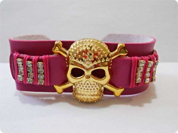 Pulseira pink caveira